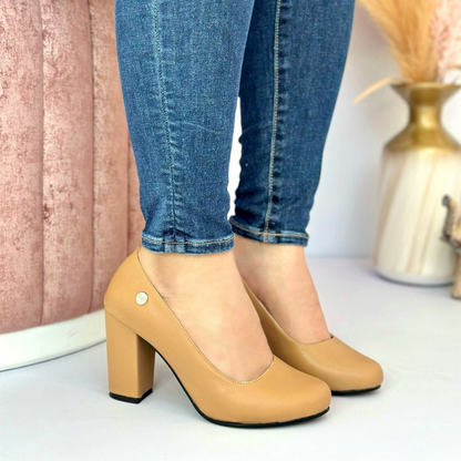 Tacon Dama Oficina Ana María